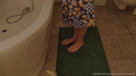 Busty Tina The Apron MP4 Amateur Housewife With Huge Tits Clips4Sale