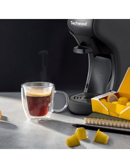 Кафемашина за 2 вида капсули Techwood TCA-196N, Dolce Gusto и Nespresso ...