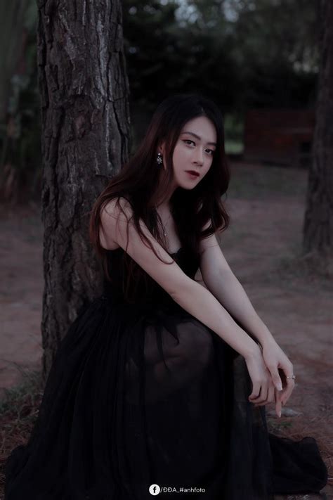 Cổ vũ tuyển Việt Nam hot girl Hà thành lộ danh tính ngỡ ngàng Bên lề sân cỏ Việt Giải Trí