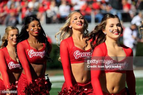 1,264 Georgia Bulldogs Cheerleaders Stock Photos, High-Res Pictures ...