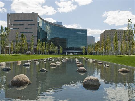 Cleveland Clinic names presidents for main campus, 3 submarkets | Crain