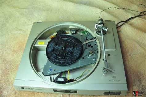Dual CS515 Turntable Photo #911649 - Canuck Audio Mart