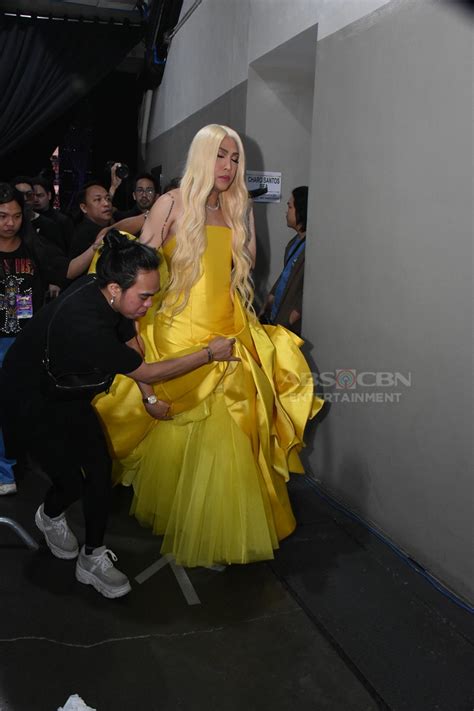 Unkabogable All The Beautifully Bizarre Outfits Of Vice Ganda That