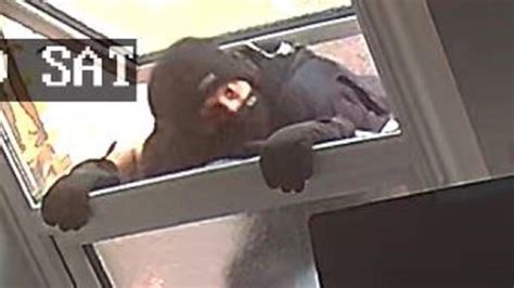 Cctv Released By Police Investigating Gillingham Shop Burglary Ghr Dorset