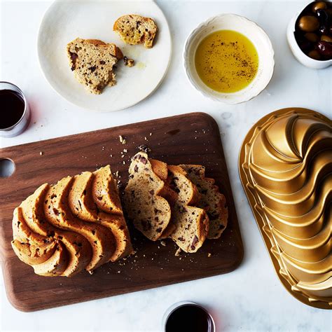 Nordic Ware Heritage Loaf Pan