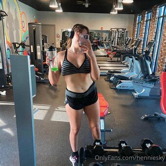 Henniesky Nude Leaks OnlyFans Leaked Models The Fappening Leaked Photos