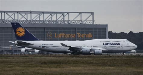 Transports Lufthansa Commande Airbus Et Boeing Pour Environ Neuf