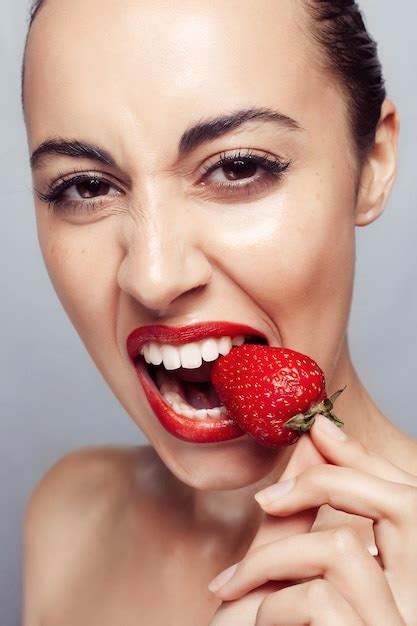 Premium Photo Sexy Woman Wearing Eating Strawberry