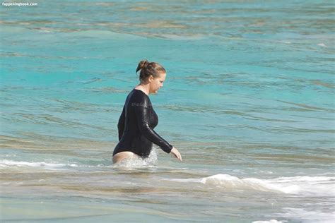 Amy Schumer Amyschumer Nude OnlyFans Leaks Fappening FappeningBook