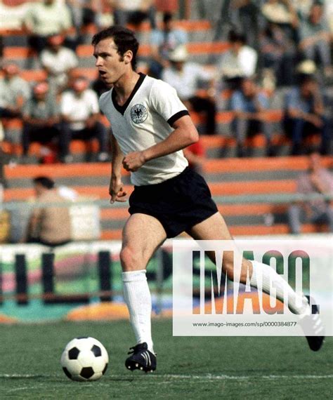 Franz Beckenbauer Deutschland Am Ball Fu Ball Wm Herren