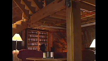Metro Going Down With Love Scene 1 XVIDEOS