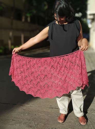 Ravelry Mayil Shawl Pattern By Lana Jois