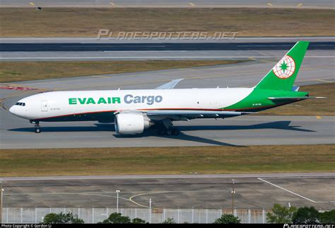 B Eva Air Boeing F Photo By Gordon Li Id