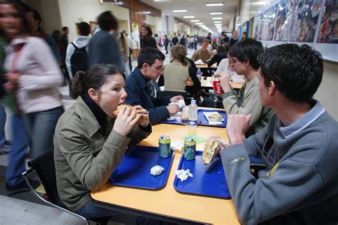 Budget Vers Un Repas Euro Pour Tous Les Tudiants Un