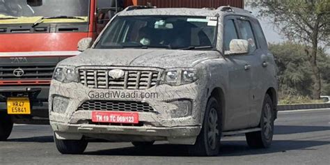 2022 Mahindra Scorpio 4x4 Mid Variant Spied Testing Ahead Of Launch