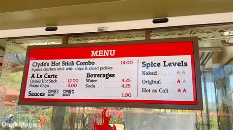 Clyde S Hot Chicken Now Open In Downtown Disney District At Disneyland