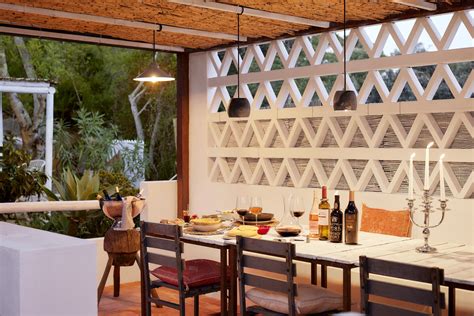 Almoada O Ref Gio No Interior Do Algarve Que Tem Uma Sex Shop Secreta Nit