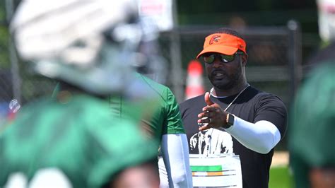 WATCH: FAMU head football coach Willie Simmons previews Mississippi ...