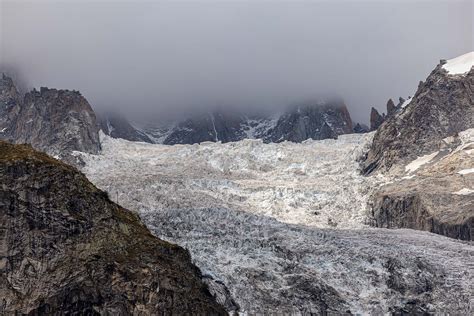 Clima In Valle D Aosta Scomparsi 32 Ghiacciai In 22 Anni