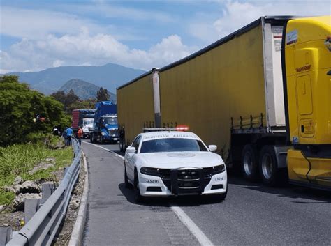 Pareja Es Atacada A Balazos En La Autopista Puebla Orizaba Se