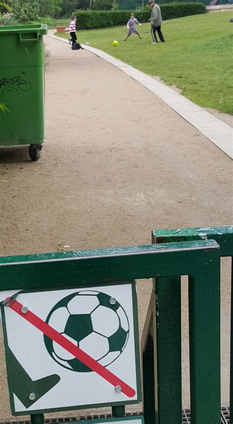 Fuck Da Police R Pics