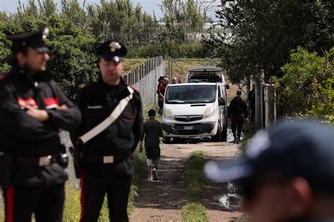 Eboli bimbo ucciso dai cani cinque indagati La Città di Salerno