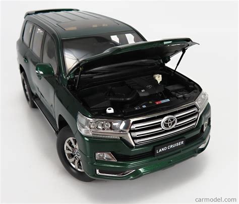 NZG VAKF 0245 L Escala 1 18 TOYOTA LAND CRUISER 2020 GREEN