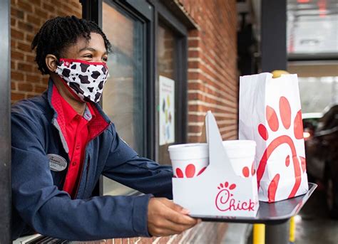 Behind The Scenes Of The Chick Fil A Drive Thru Chick Fil A