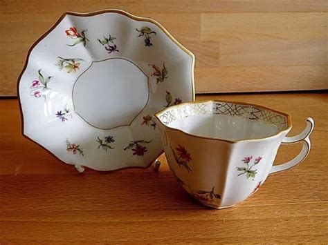 LATE 19TH EARLY 20Th Century Kpm Berlin Fluted Porcelain Floral Cup And