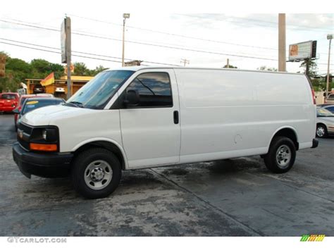 2007 Summit White Chevrolet Express 2500 Extended Commercial Van