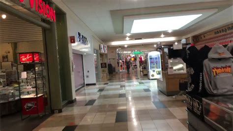 Newburgh Mall Walk Thru The Last Day Before Closing Due To Covid It