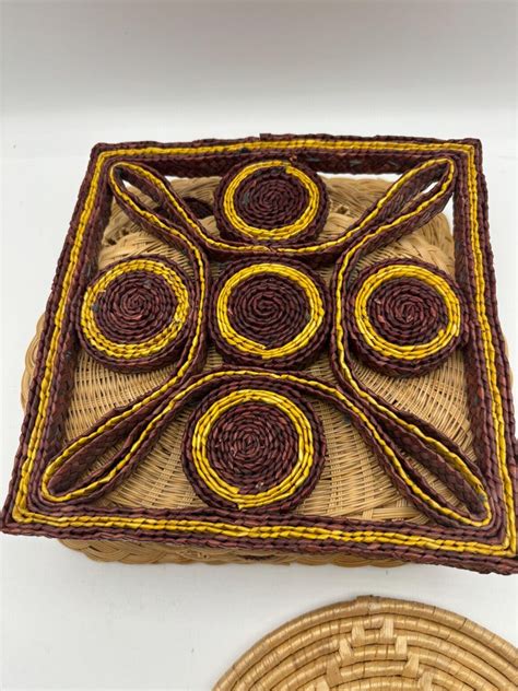 Vintage Retro Raffia Wicker Straw Wooden Table Trivet Hot Pads Woven Cane Straw Natural Fiber