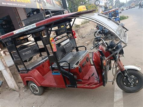 Supreme Red Battery Operated Rickshaw At Rs 140000 In Jaipur Id