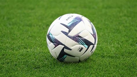 Insultes Racistes Lors D Un Match De Foot Amateur Allassac En Corr Ze Ici