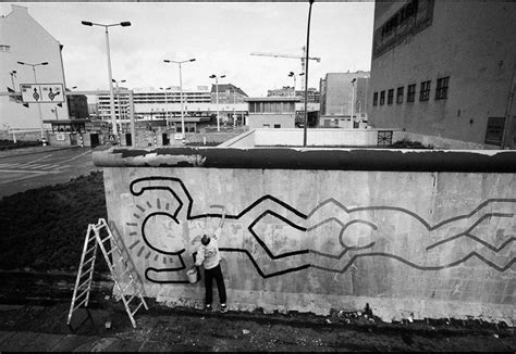 Grafite Preto E Branco - [100+] Papéis de Parede de Grafite Em Preto E Branco | Wallpapers.com