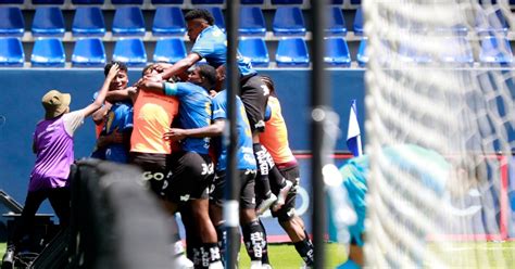 IDV campeón de la Copa Mitad del Mundo Olé Ecuador