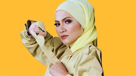 Video Influencer Biadap Dengan Warga Emas Tular Ini Luahan Sherry