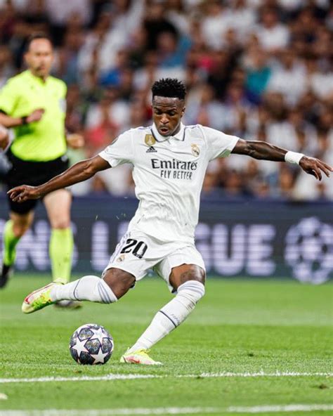 Real Madrid on Twitter Vinicius Junior Je veux continuer à