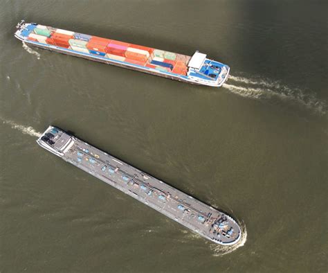 Rhine Freight Market: High Water, Low Demand, and Unchanged Rates