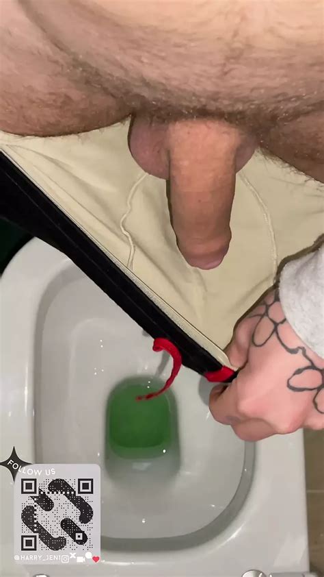 Piss Fetish From Harry Gay Twink Twink Porn Feat Harry Jen By Faphouse Xhamster
