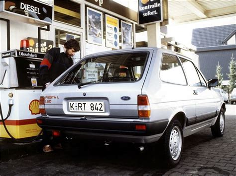 Ford Fiesta Mk2 - Classic Car Review | Honest John