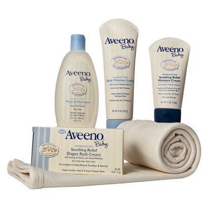 Aveeno Baby Daily Care Gift Set Includes Daily Moisturizing Body Lotion