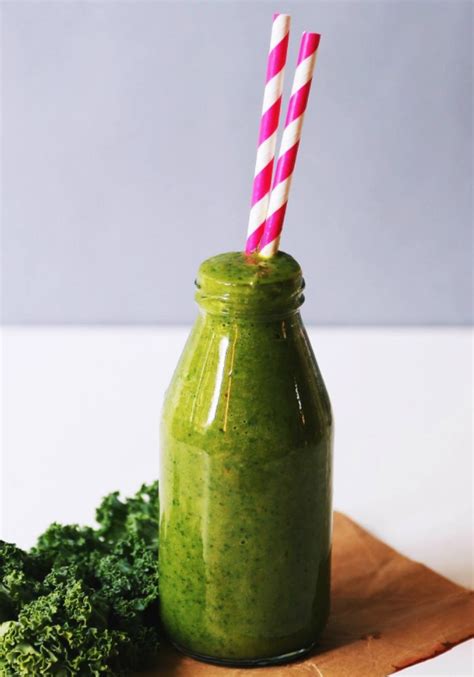 Keto Green Smoothie Recipe - Easy Low Carb & Ketogenic