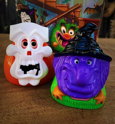 Mcdonalds Haunted Halloween Happy Meal Dinosaur Dracula