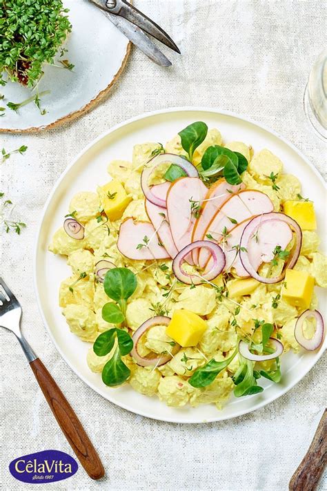 Aardappelsalade Met Gerookte Kip Mango En Kerriemayonaise C Lav Ta