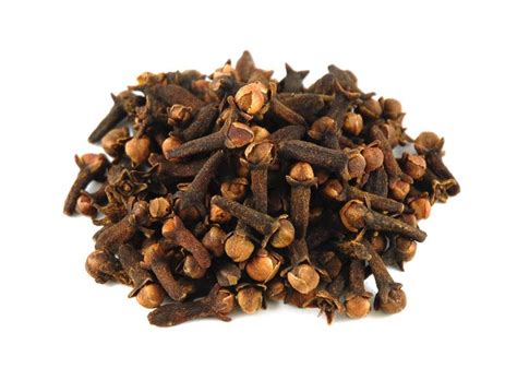 7 Benefits Of Including Cloves In Your Daily Diet You Should Know About