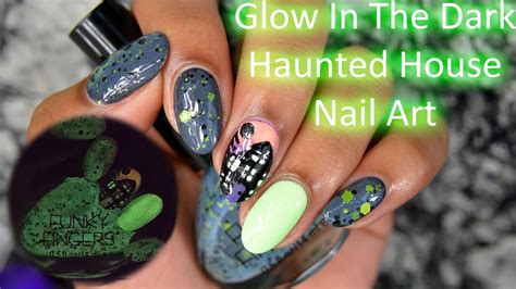 Diy Glow In The Dark Haunted House Halloween Nail Art Youtube