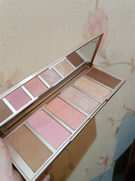 Sasc Magnificent By Malvava Eyeshadow And Face Palette Kesehatan