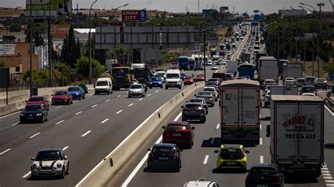 La DGT comienza este viernes a partir de las 15 00 horas la operación