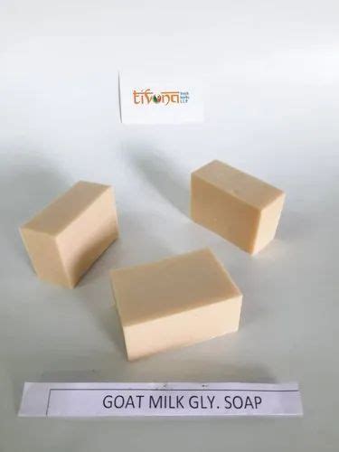 White Handmade Goats Milk Soap Packaging Size Gram Gram At